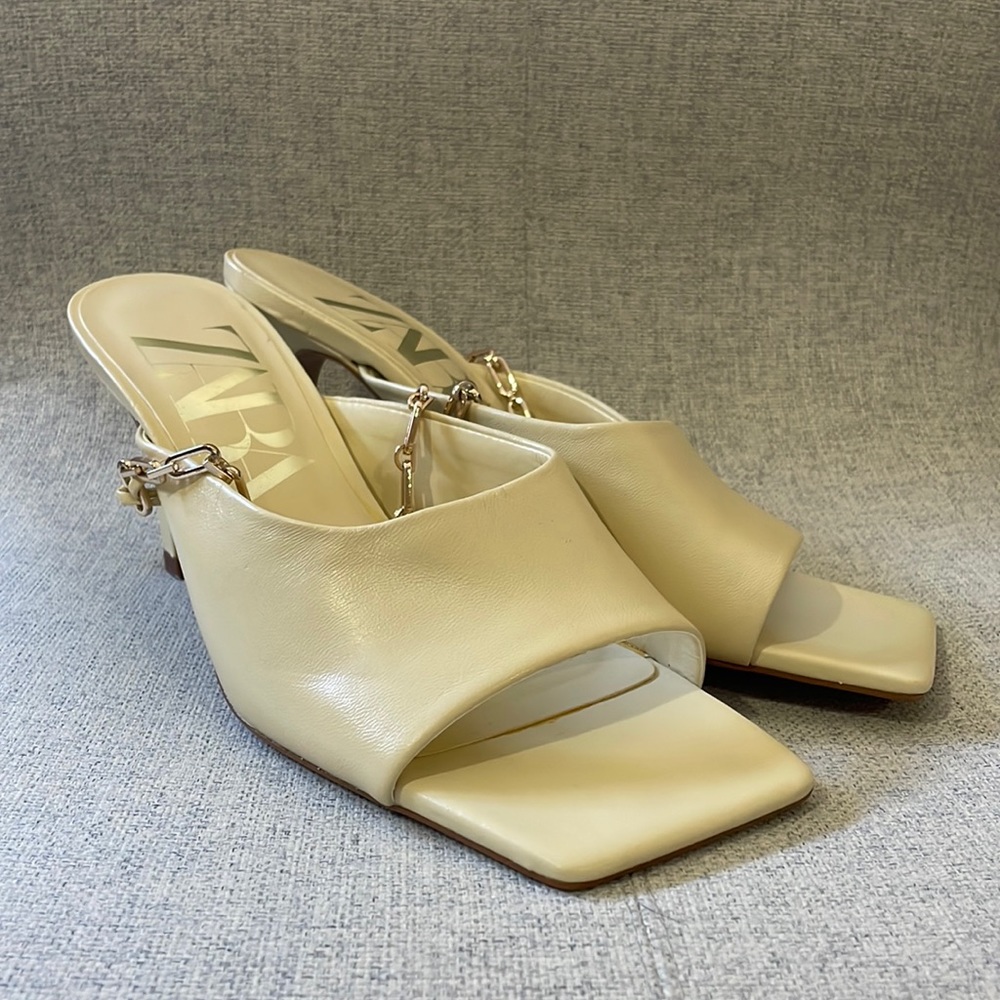 ZARA - Square toe mules
